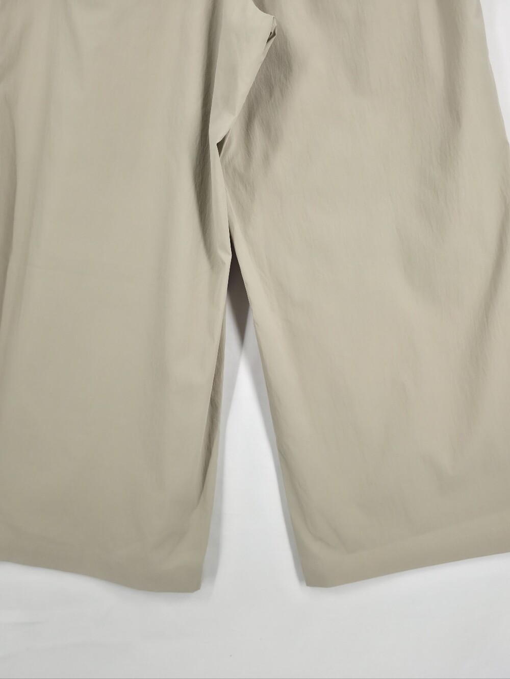 Athleta Midday Mid Rise Crop Poplin Pants Khaki Beige Size Medium - Picture 12 of 15